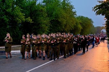 "Зажги свечу памяти"