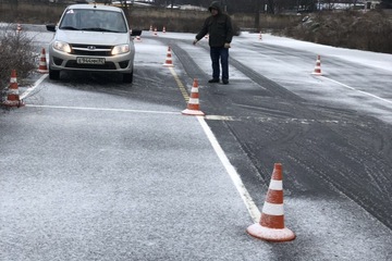 Занятия по вождению автомобилей категории "В" и "С" для групп профессии "Автомеханик".