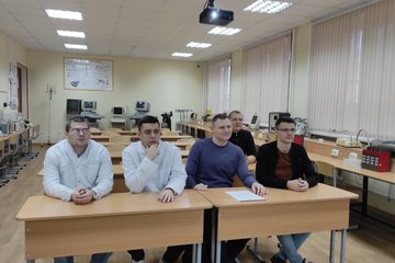 Социальный партнер-в преподаватели!