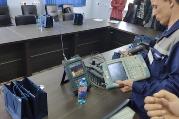 Экскурсия на станцию спутникового радио контроля для студентов колледжа